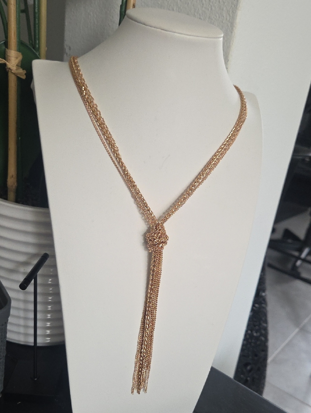 Paparazzi Knot All There Gold Necklace NWT